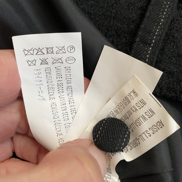 Desigual black skirt. Such a fun skirt! - Picture 6 of 6